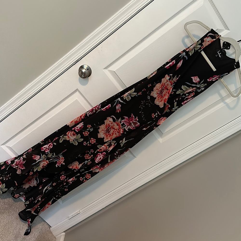 Lulus high low lined flower dress